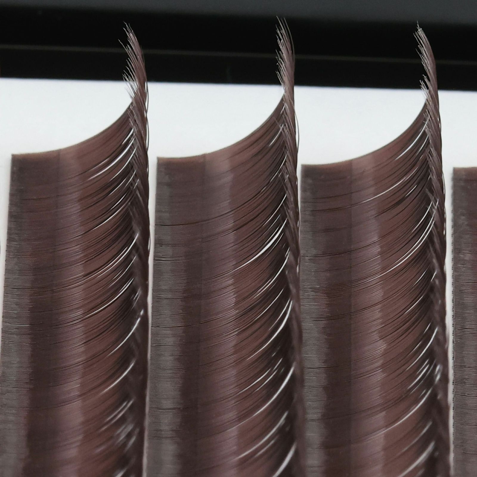 【Foula】カラーボリュームアップラッシュ 12列シート ダークブラウン