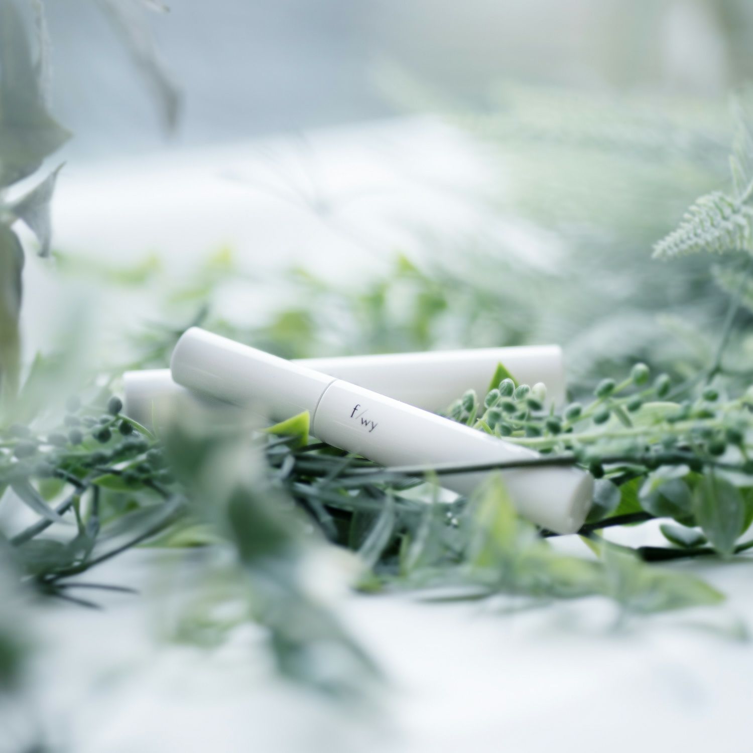 【f/wy】アイラッシュセラム（まつ毛美容液）